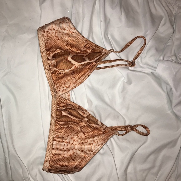 Nasty Gal bikini top - Picture 1 of 1